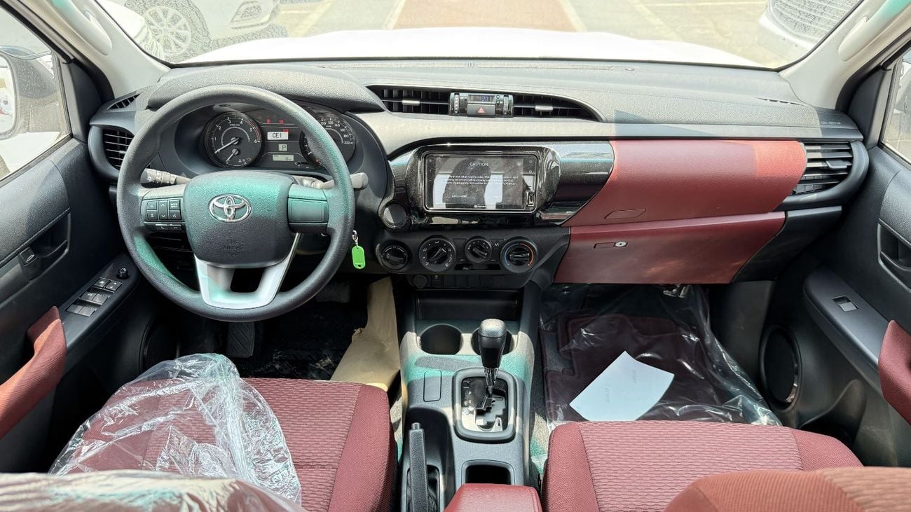 تويوتا هيلوكس Toyota Hilux 2.4L Diesel AT 2025YM