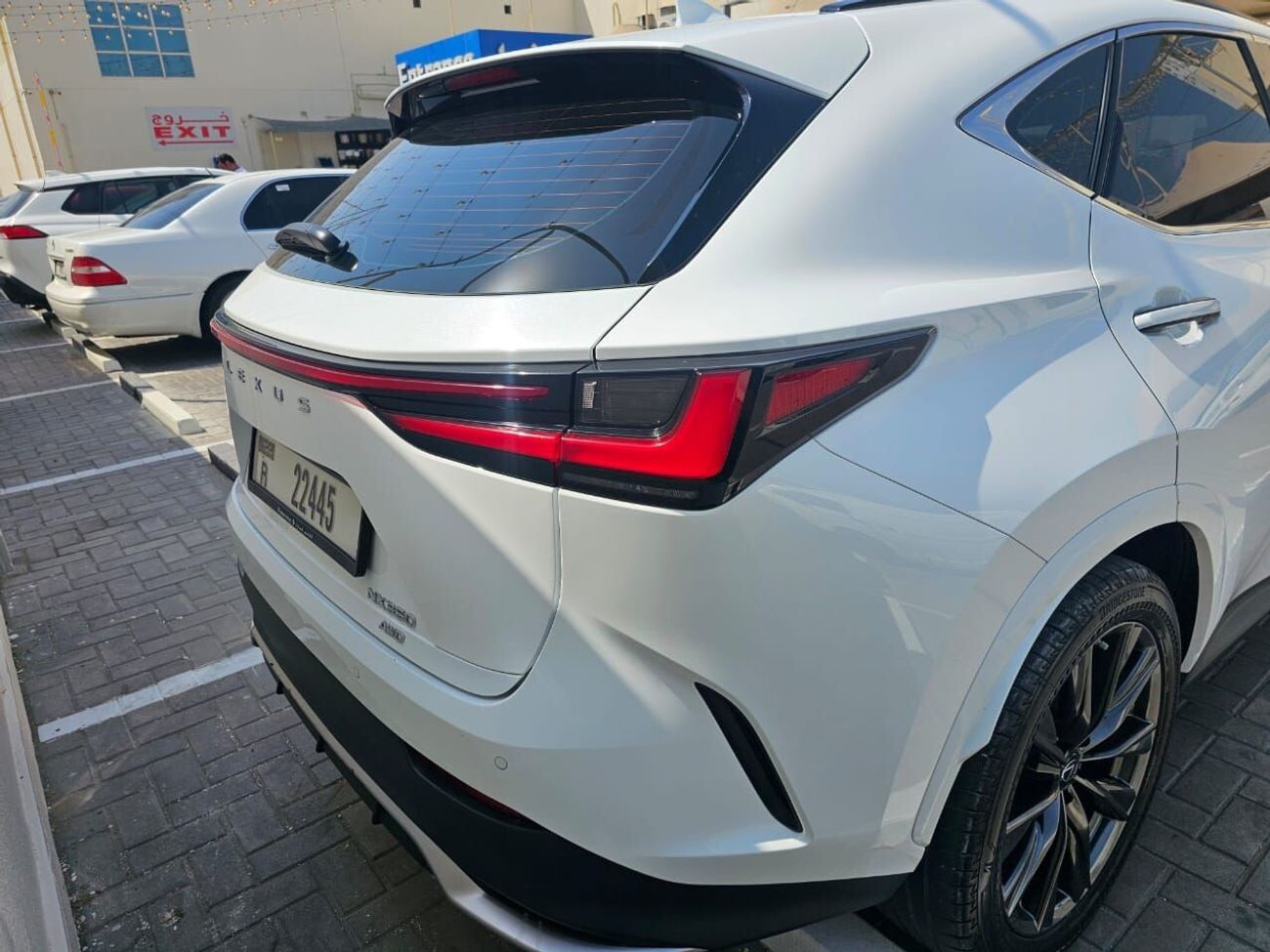 Lexus NX350