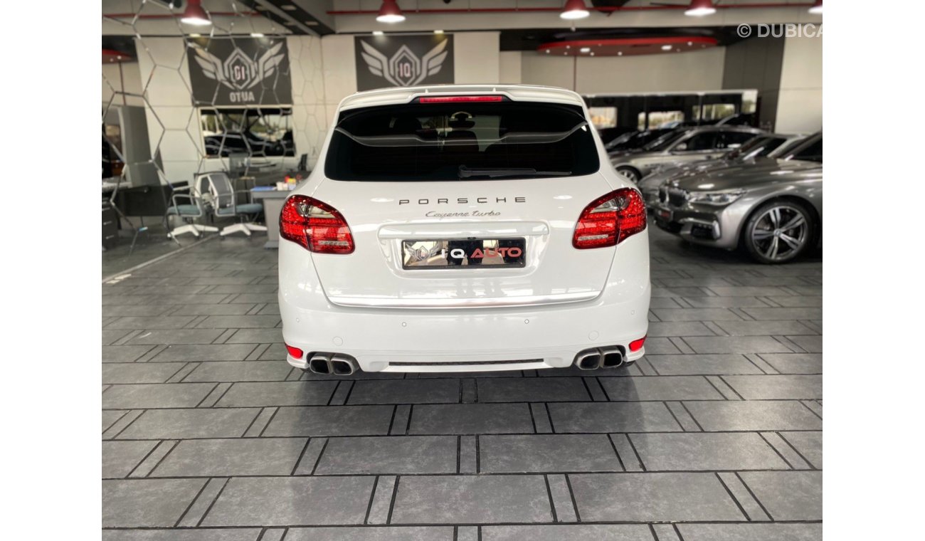 Porsche Cayenne Turbo CAYENNE TURBO 4.8L V8 LOW KMS