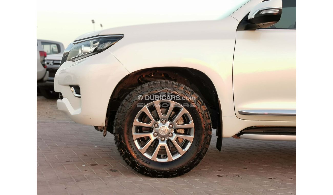 Toyota Prado VXR, 4.0L Petrol, Alloy Rims, Power Seats, Leather Seats, DVD , Sunroof, Rear A/C ( LOt # 4699)