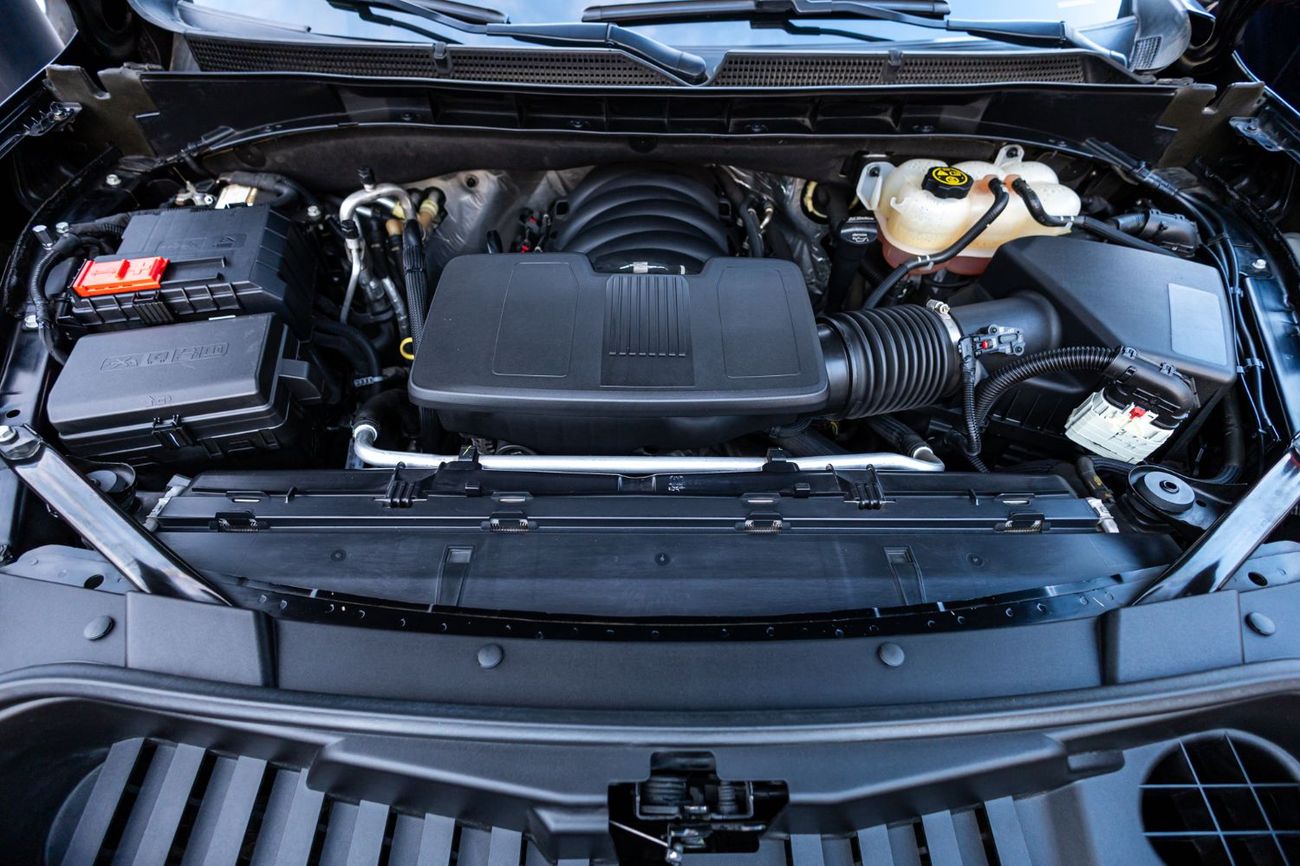 Cadillac Escalade Sport Platinum 6.2L 4WD