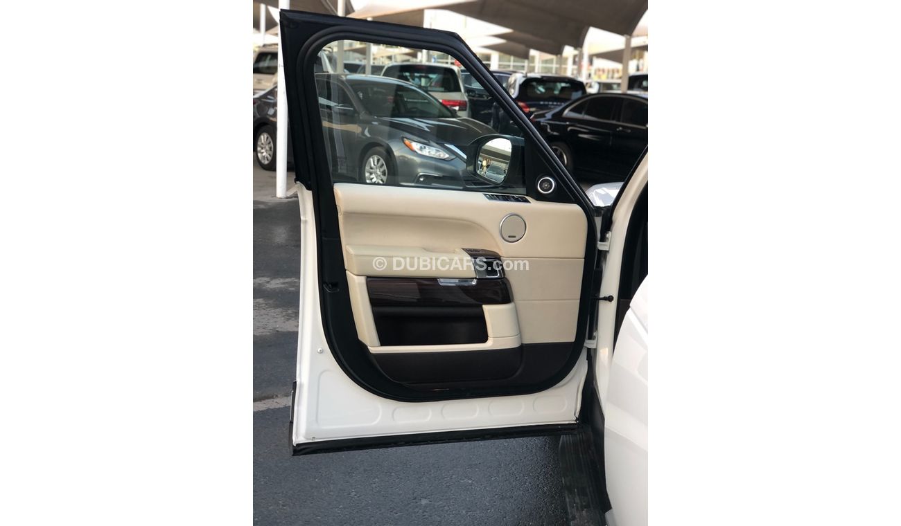 Land Rover Range Rover RANG ROVER VOUGE MODEL 2013 GCC CAR PERFECT CONDITION FULL OPTION
