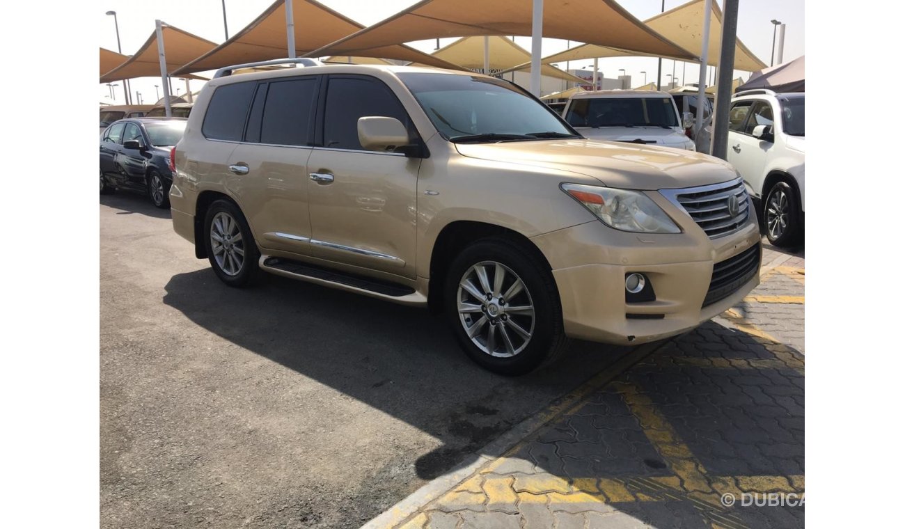 Lexus LX 570 we offer : * Car finance services on banks * Extended warranty * Registration / export services