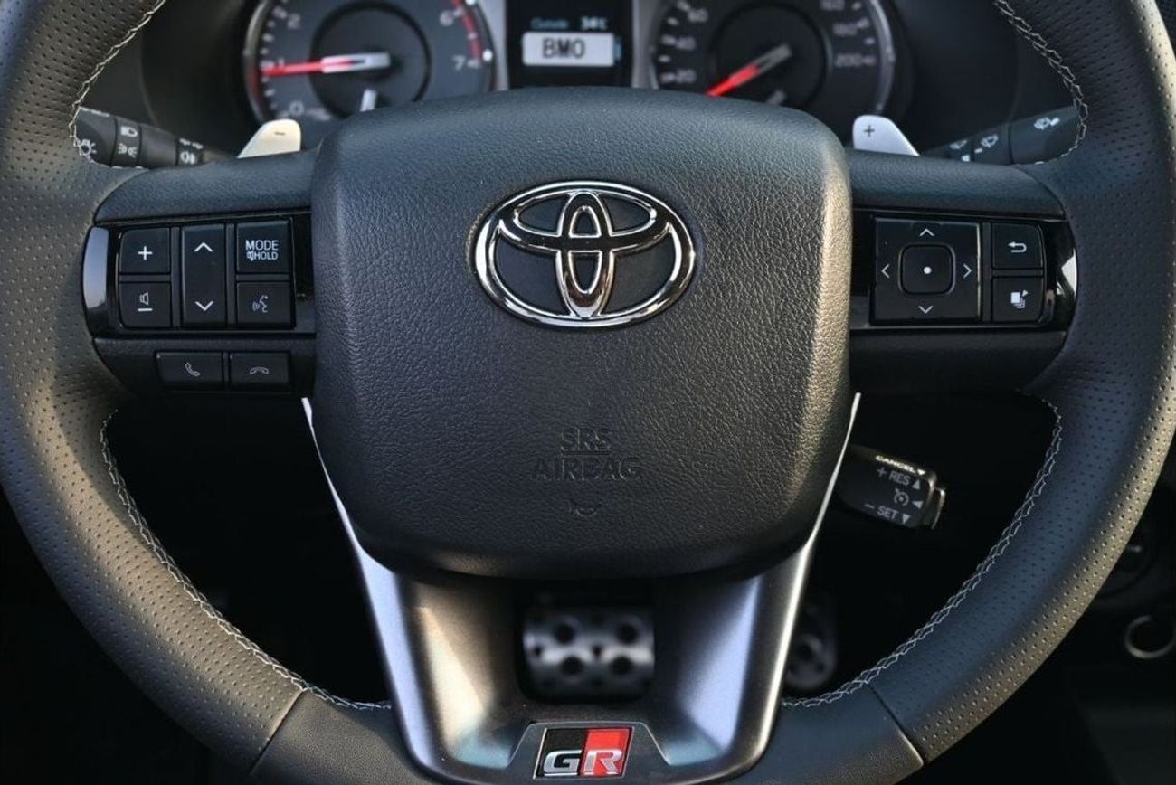 تويوتا هيلوكس Toyota Hilux GR Sport 4.0L V6, Petrol, 4WD, Pickup, Model 2024, Color White