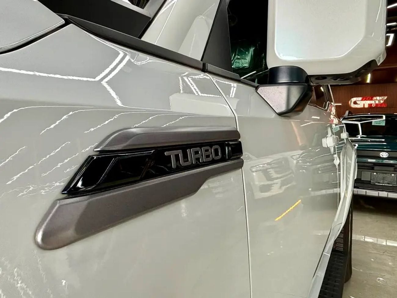 Toyota Prado LUXURY VX European Specs