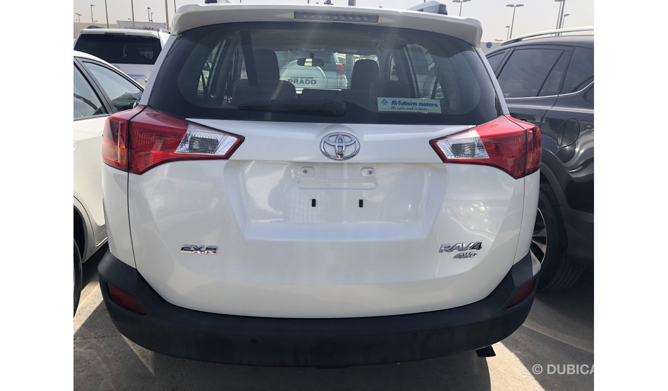 Toyota RAV4 Toyota Rav 4 EXR 4WD,model:2015. free of accident with low mileage. only done 36000 km