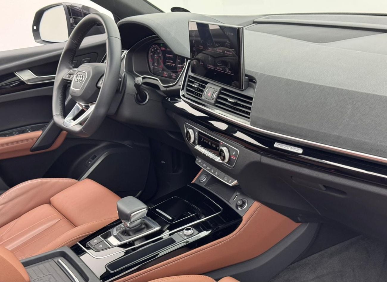 Audi Q5 45 TFSI quattro S Line 2.0L (245 HP) SUV 2025 Audi Q5 Sportback S-Line 45 TFSI Quattro, 2030 Audi Wa