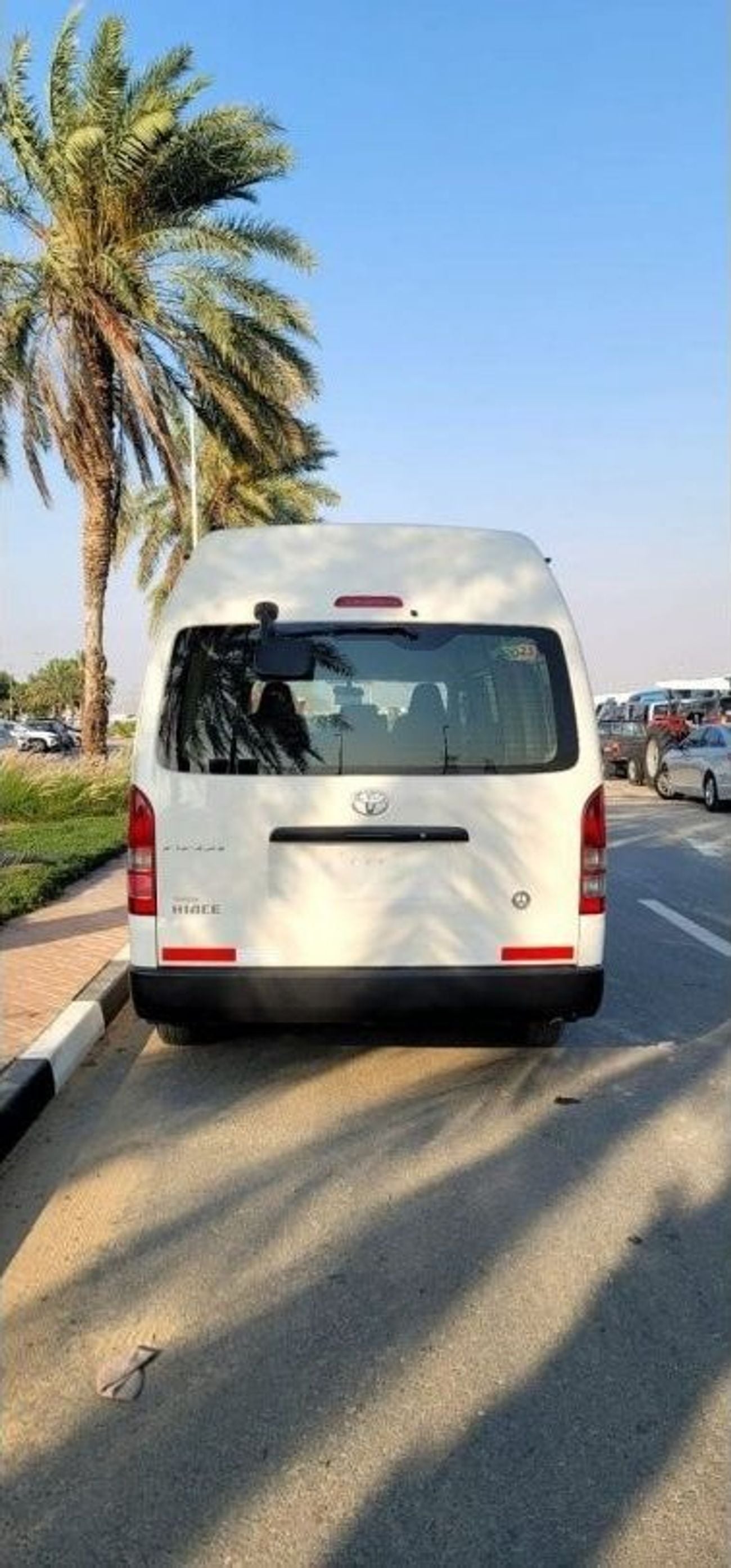 تويوتا هاياس GL HIACE 2.5L HIROOF CARGO  PETROL