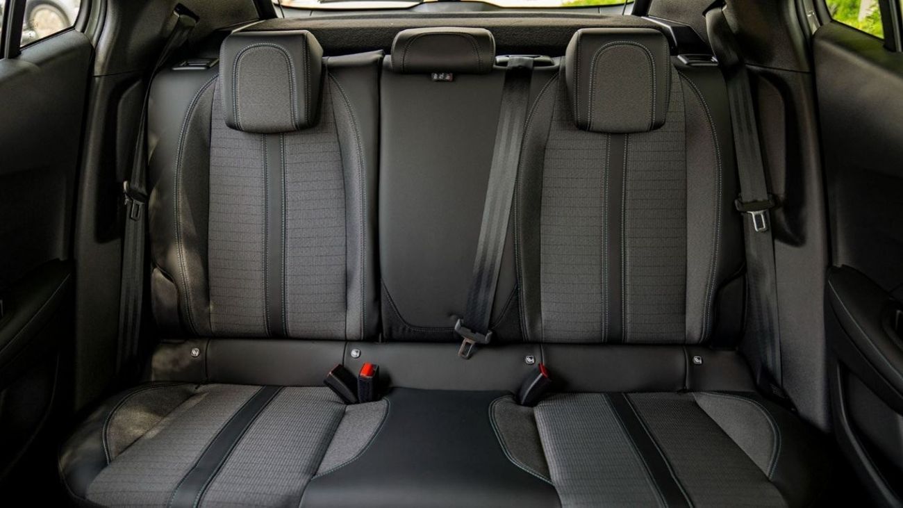 بيجو 2008 PEUGEOT 2008 ALLURE 1.2P AT MY2023 - ARTENSE