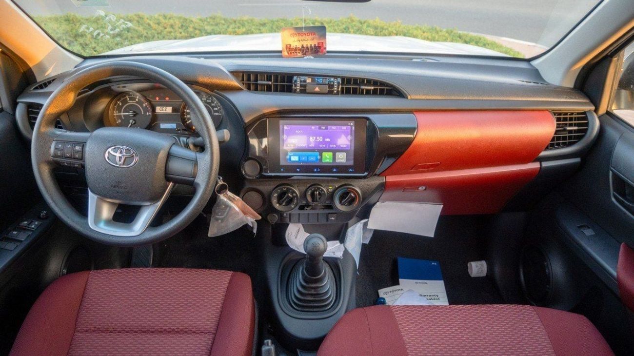 تويوتا هيلوكس GL 2.4L Double Cab Utility