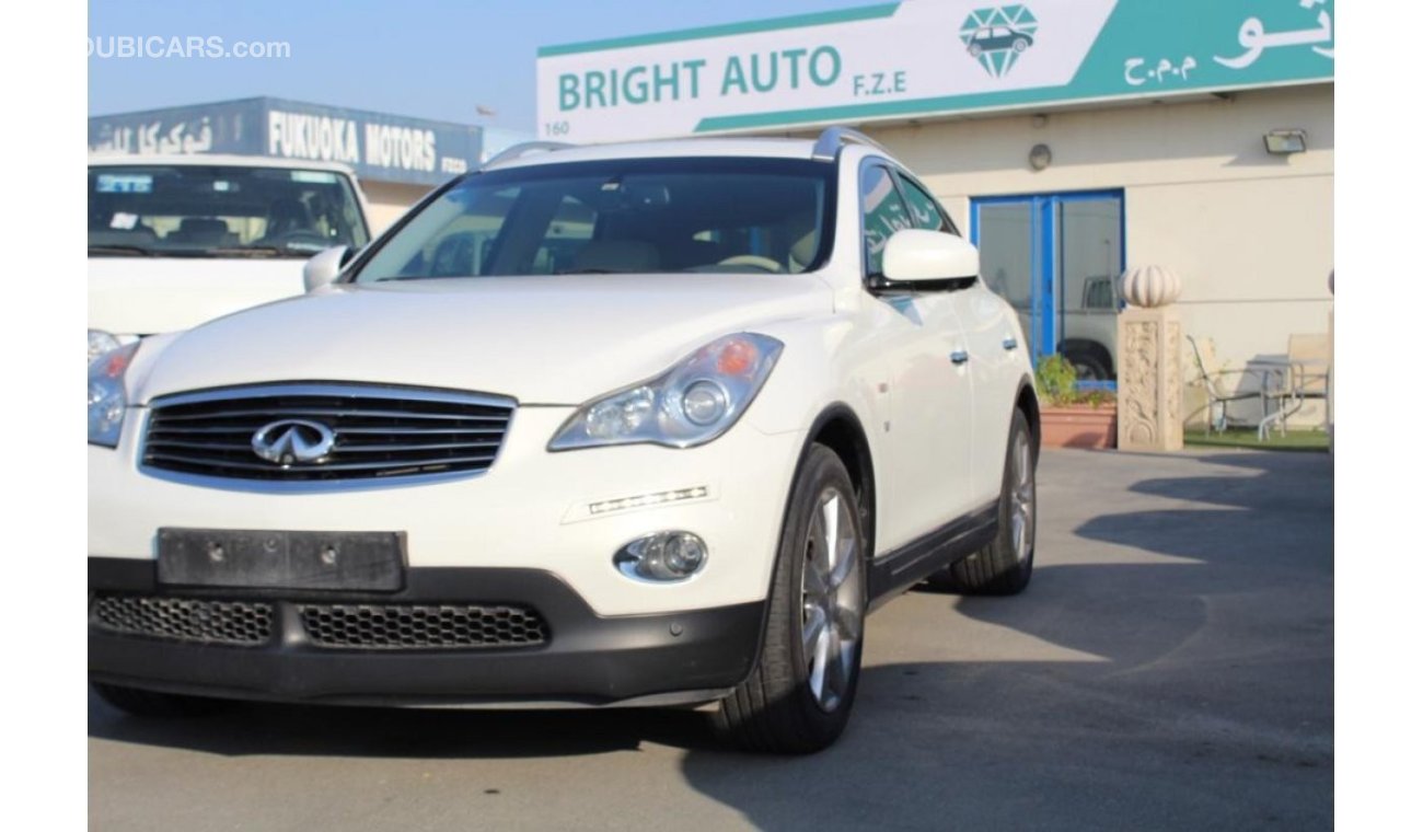 Infiniti QX50 Air Conditioning, AM/FM Radio, Aux Audio In, Beige Colored Seats, Leather Seats, Navigation System,