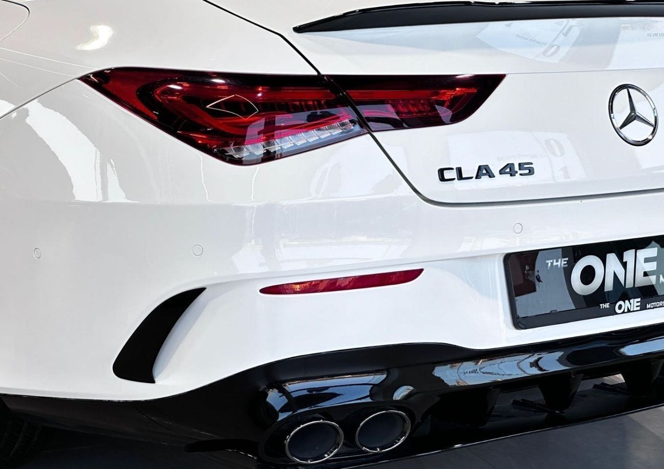 مرسيدس بنز CLA 250 Std 2.0L (221 HP)