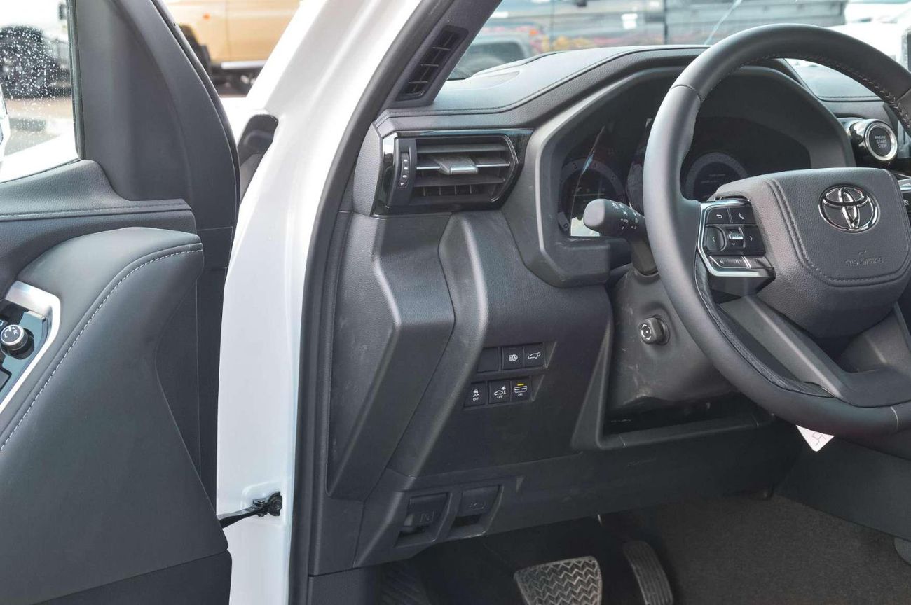 Toyota Land Cruiser TOYOTA LAND CRUISER VXR 3.5L V6 4WD PETROL SUV 2026