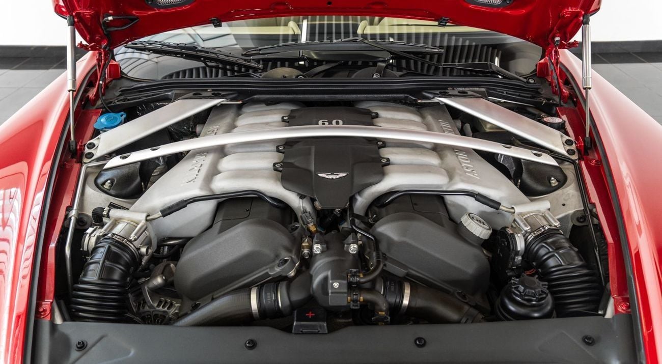 أستون مارتن DB9 STD