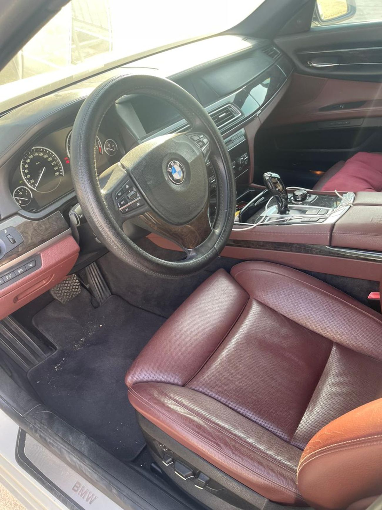 بي أم دبليو 750Li 750Li