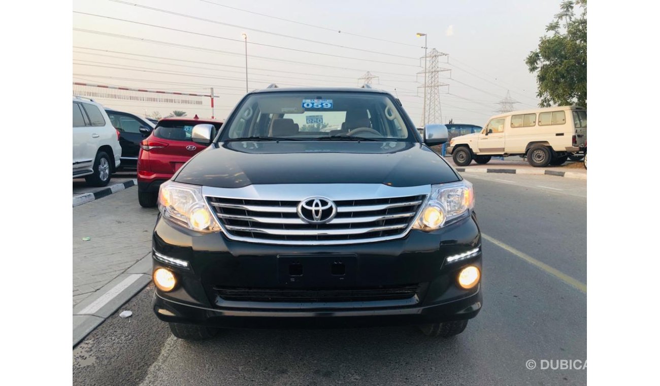 Toyota Fortuner 2.7, SR5, FACE-LIFTED, GENUINE CONDITION