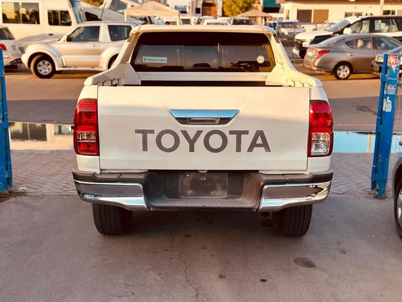 تويوتا هيلوكس ADVENTURE TRD