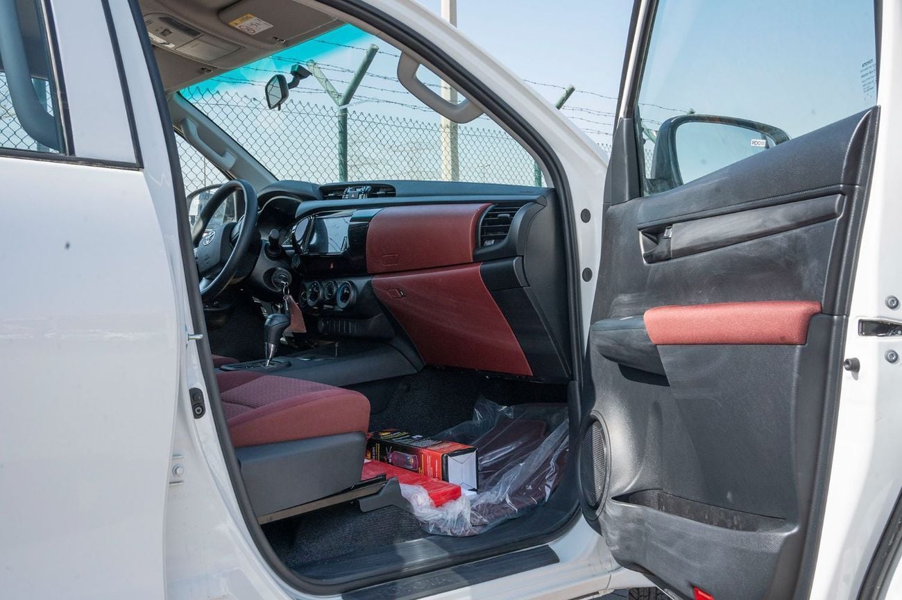 Toyota Hilux 2026 Toyota Hilux DLX 2.4 Diesel AT