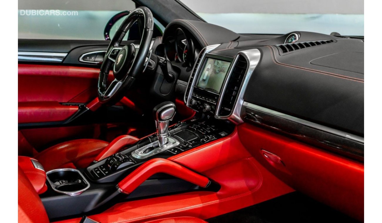 Porsche Cayenne 2016 Porsche Cayenne GTS, Porsche Warranty, Full Porsche Service History, Low KMs, GCC