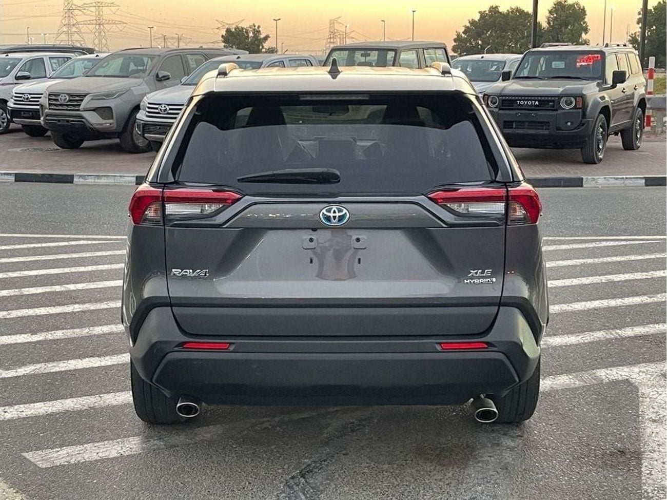 تويوتا راف ٤ XLE 2.5L 2020 TOYOTA RAV4 XLE HYBRID FULL OPTIONS IMPORTED FROM USA