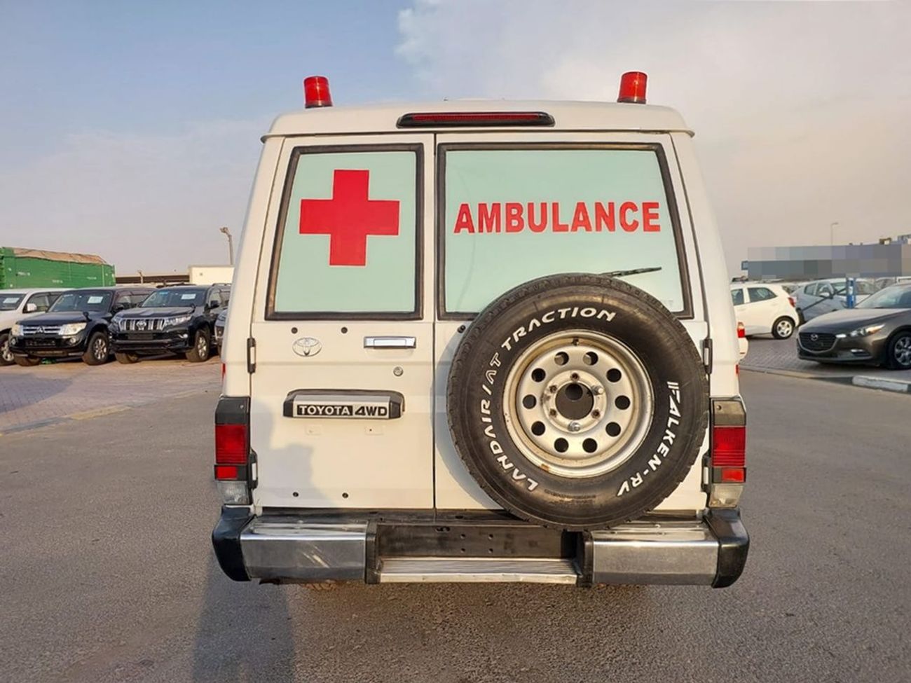 Toyota Land Cruiser TOYOTA LAND CRUISER AMBULANCE SUV RHD 2017 MODEL 4.5 L DIESEL MANUAL(PM07499)