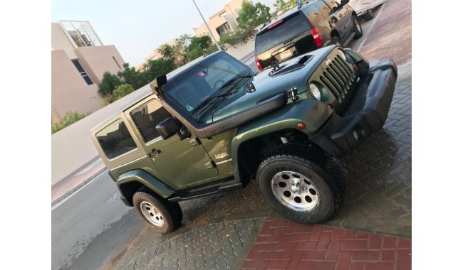 Jeep Wrangler REDUCED PRICE!!!  Like NEW Sahara JK Edition 4X4