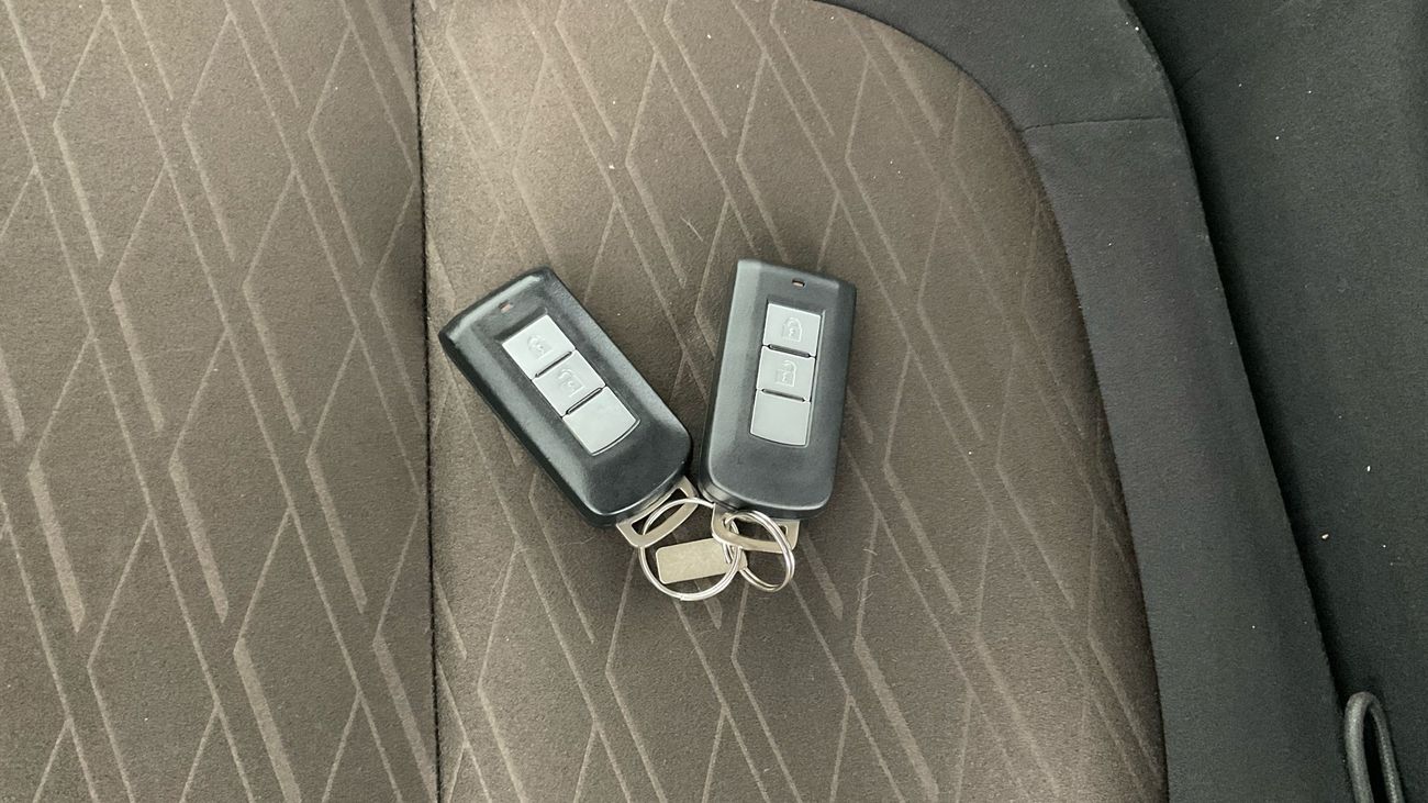 ميتسوبيشي إكسباندر كروس Premium | شامل الضمان | 0 ﺪﻔﻋﺓ ﺃﻮﻟﻯ