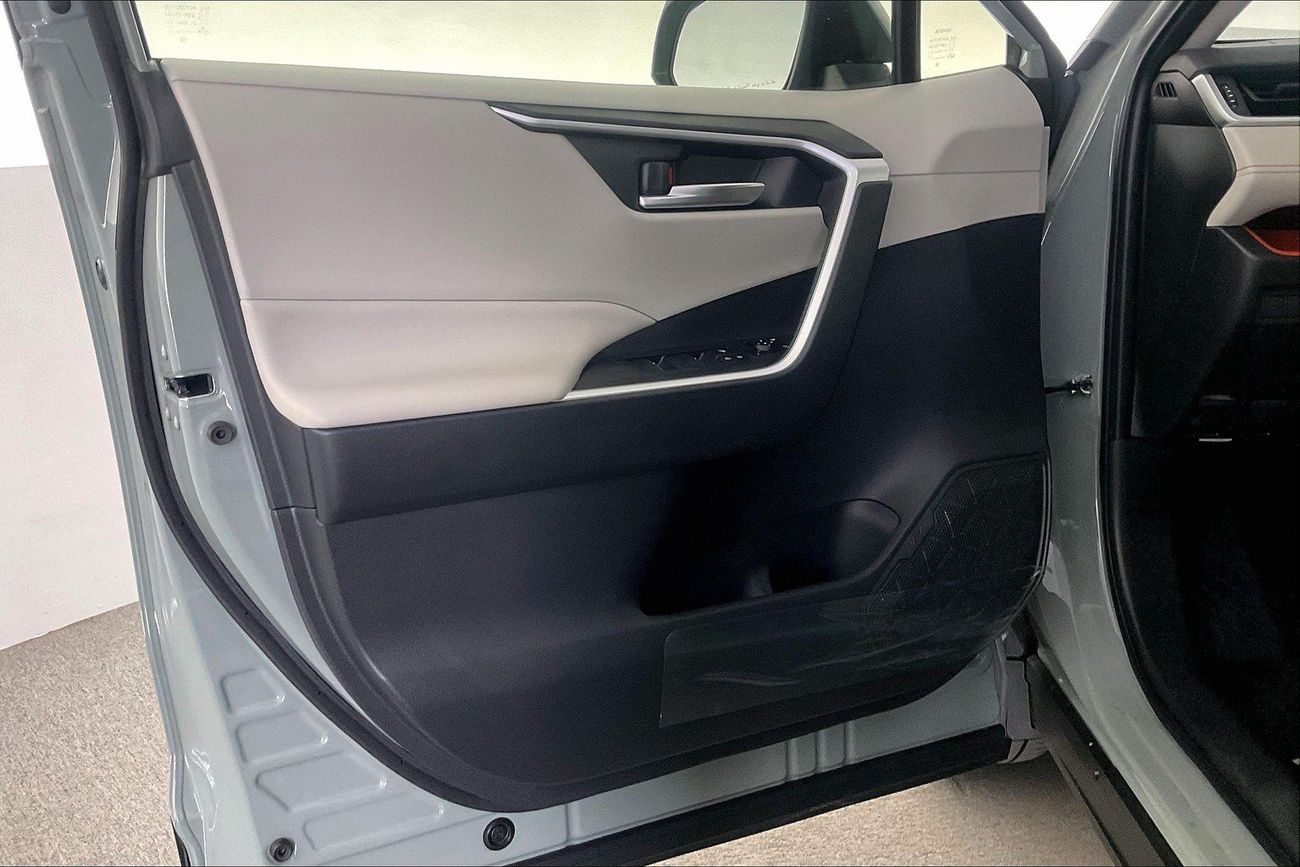 تويوتا راف ٤ Adventure | شامل الضمان | 0 ﺪﻔﻋﺓ ﺃﻮﻟﻯ