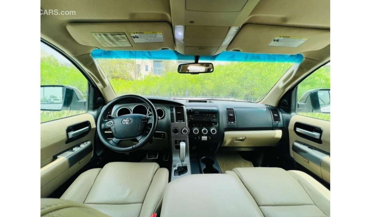 Toyota Sequoia Limited Limited Limited || GCC || 8 seater || Well Maintained