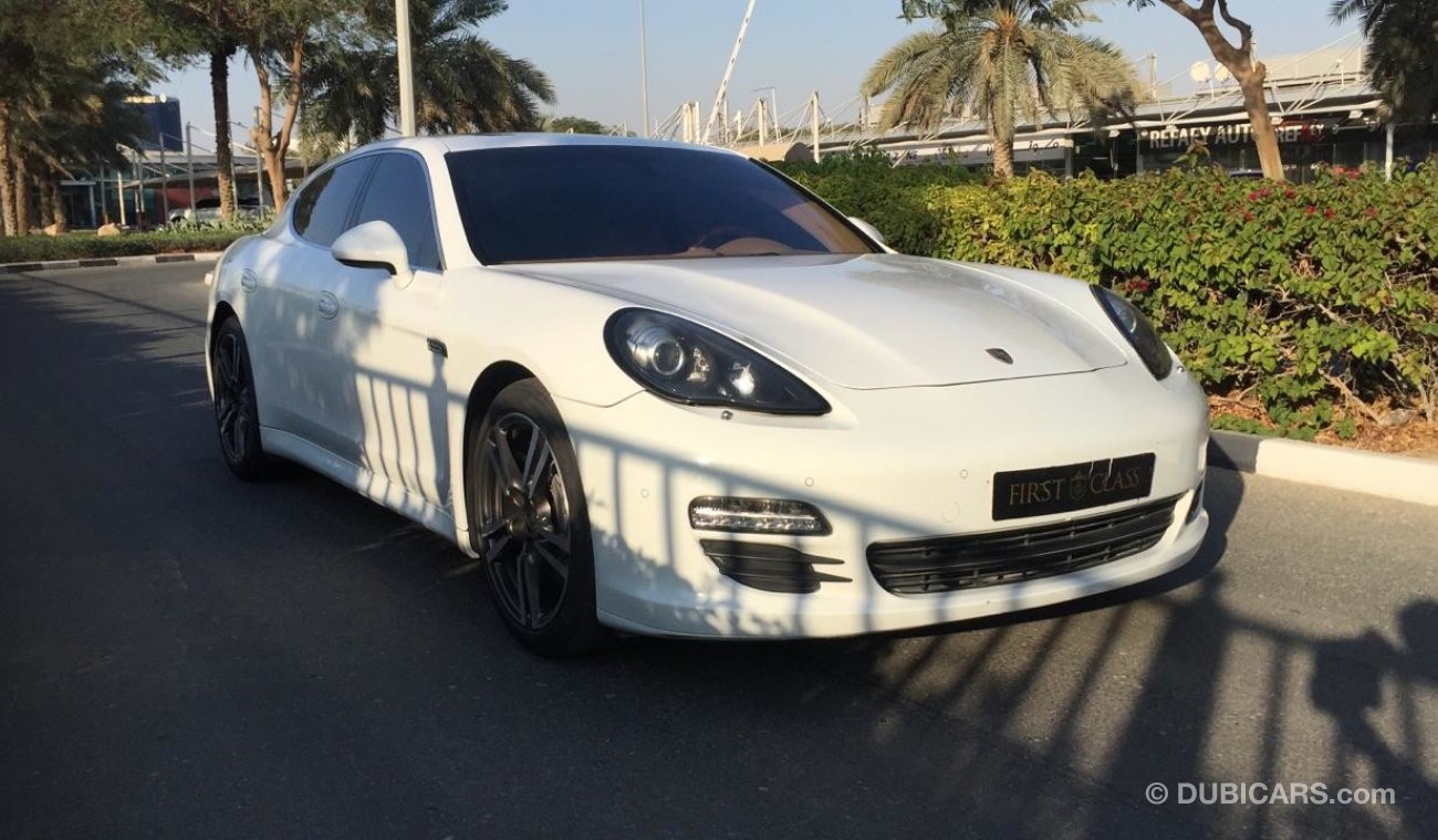 Porsche Panamera S