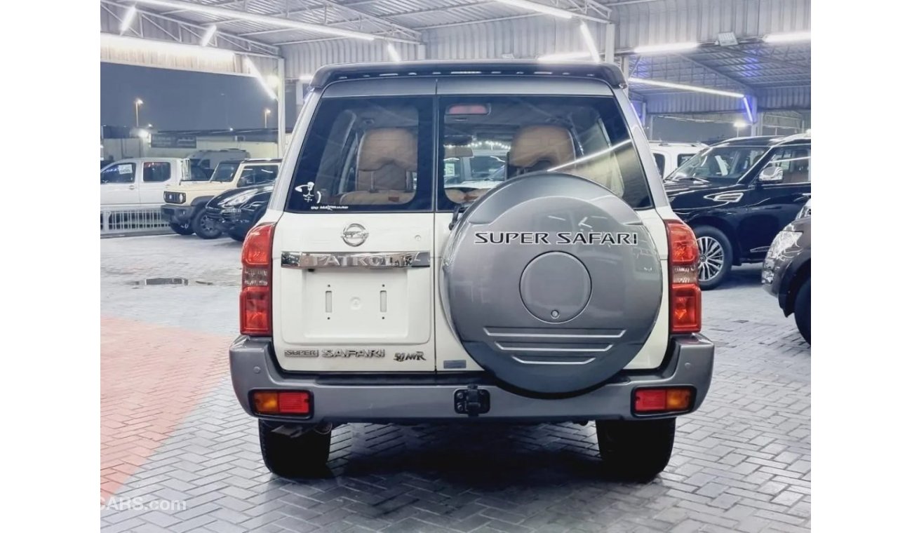 Nissan Patrol Super Safari