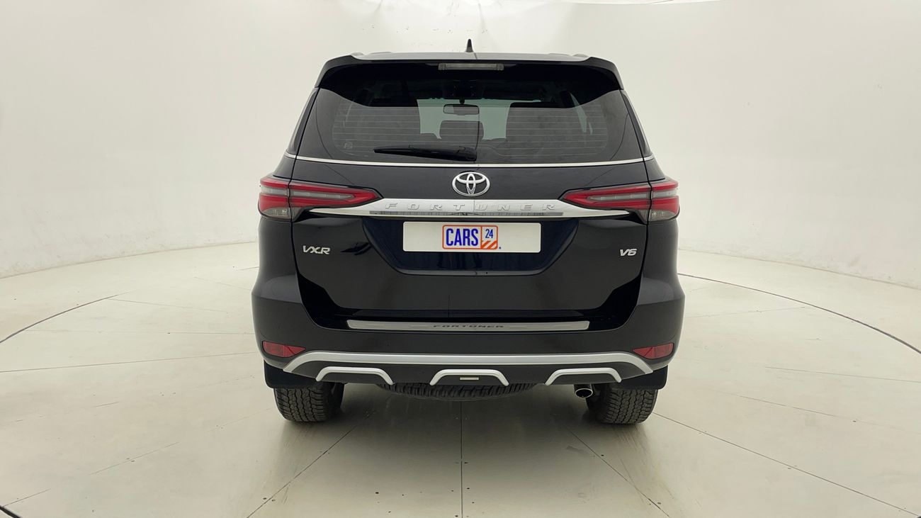 تويوتا فورتونر VXR 4 | بدون دفعة مقدمة | اختبار القيادة في المنزل