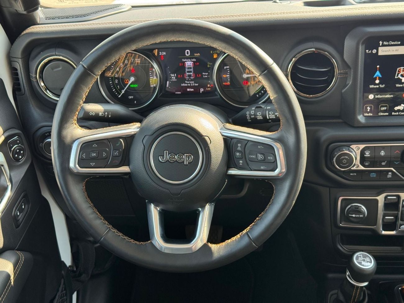 جيب رانجلر Wrangler 4XE 2.0L Turbo PHEV 2023 UAE Price @ 143,000 AED