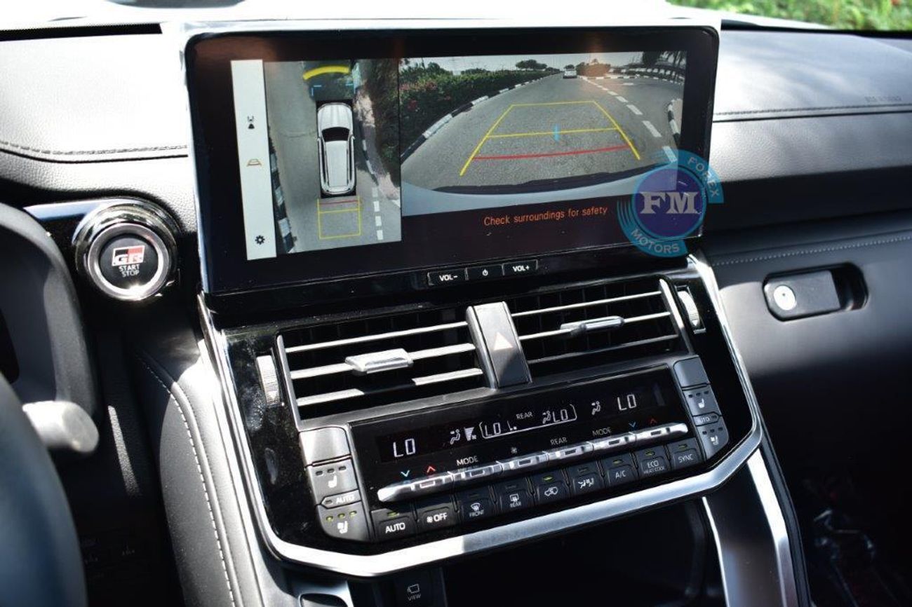 تويوتا لاند كروزر 300 V6 3.5L GR Sport Hybrid 7 Seat Automatic