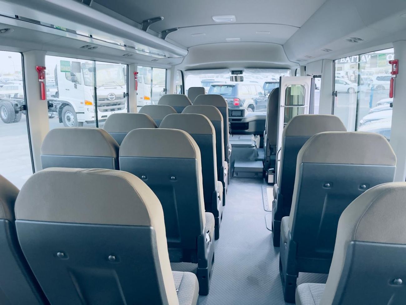 Toyota Coaster toyota coaster 4.0l 2025   23 seater 3 BELT