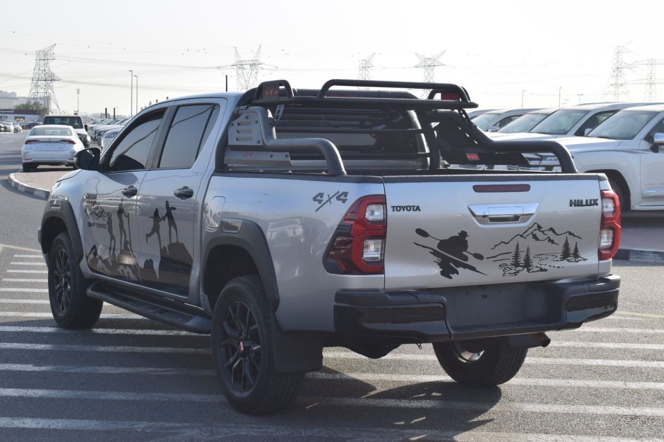 تويوتا هيلوكس Toyota Hilux Mid Option RHD Diesel Engine