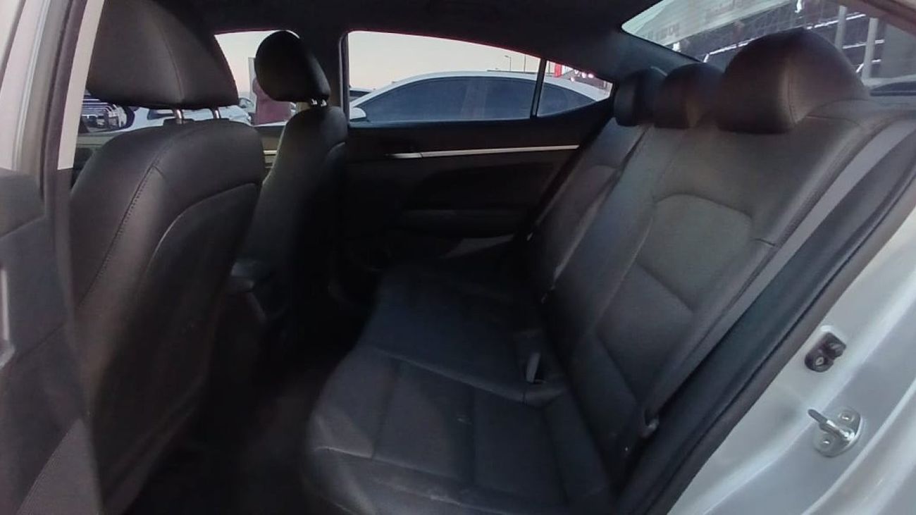 Hyundai Avante hyundai avante 2019