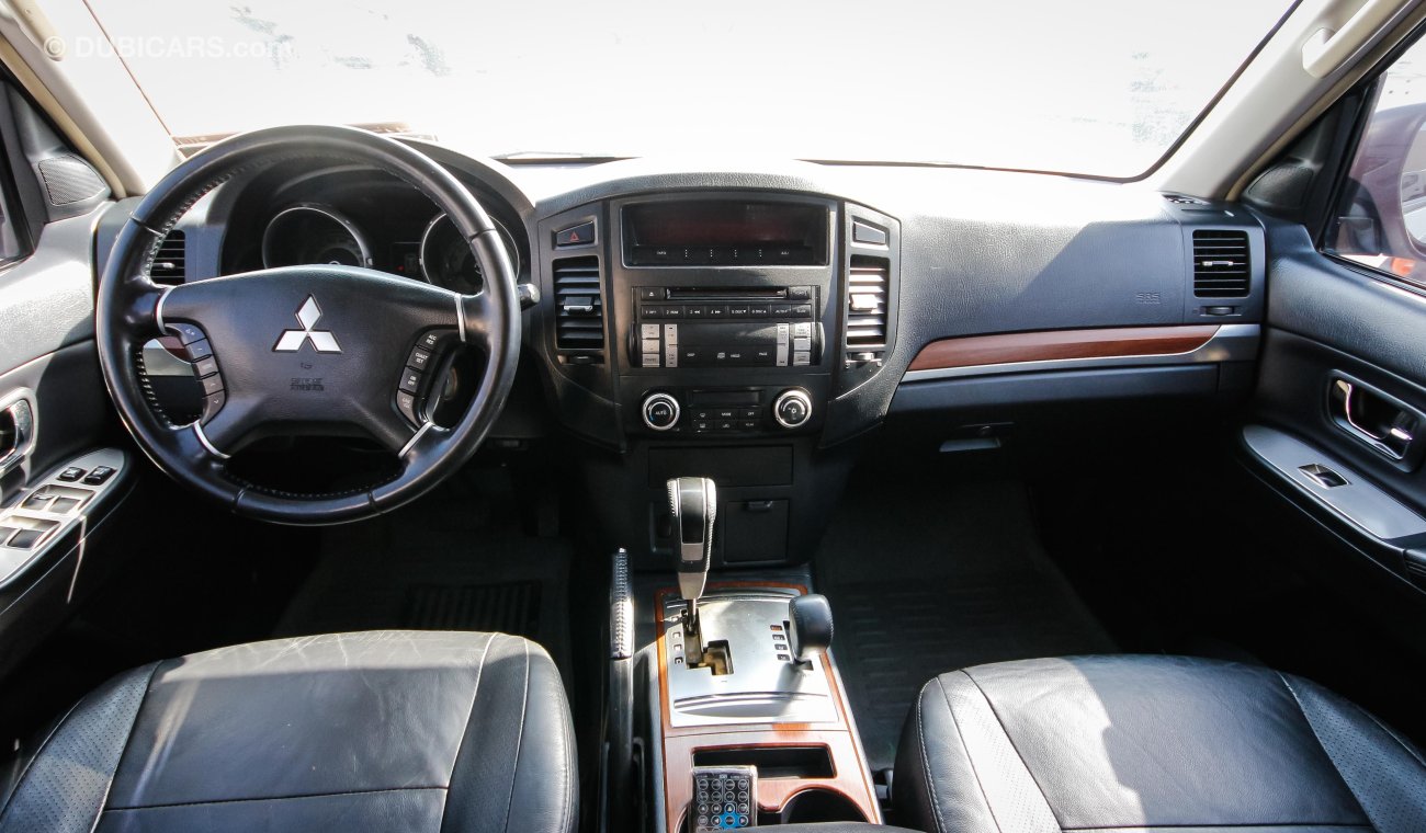 Mitsubishi Pajero V6 GLS
