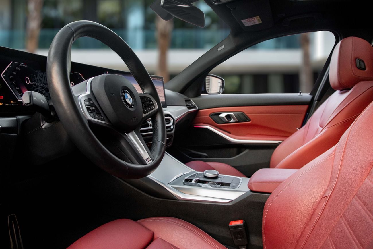 BMW 320i 320i m sport 320i M Kit | 2,938 P.M | 0% Downpayment | Perfect Condition!