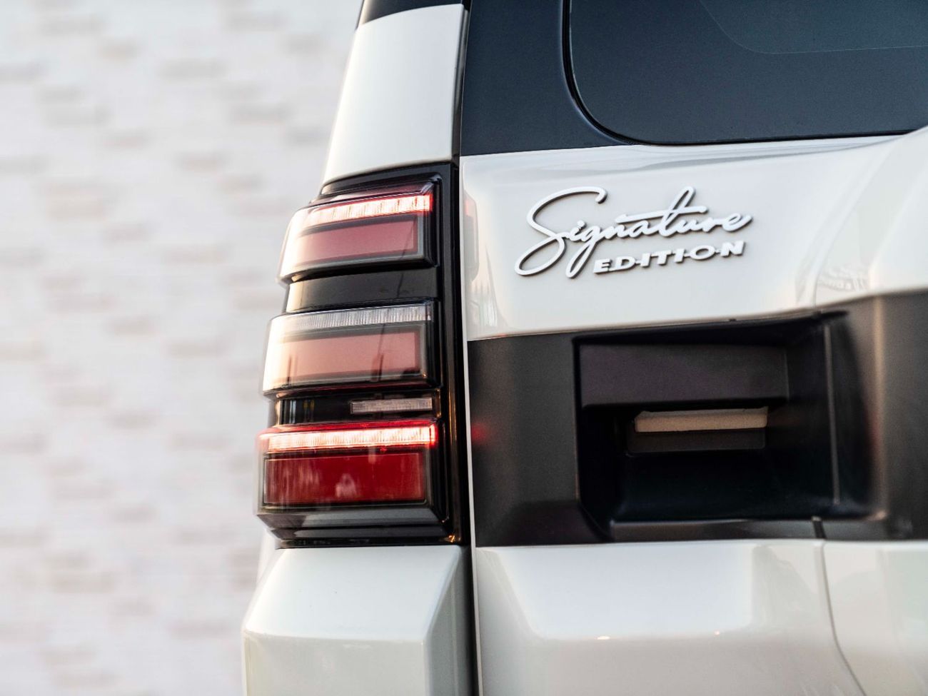 Mitsubishi Pajero 3.8L V6 Signature Edition