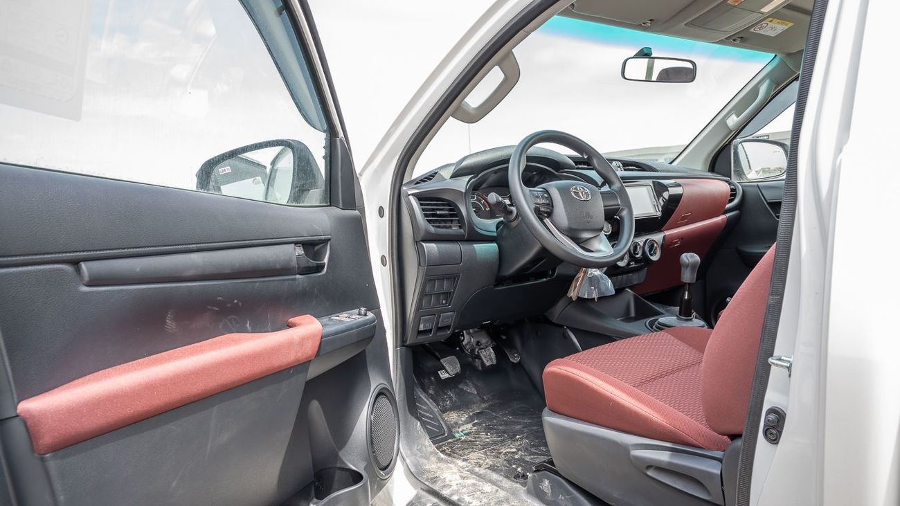 تويوتا هيلوكس TOYOTA HILUX 2.4 SINGLE CABIN BASIC 4X4 MT -2026YM