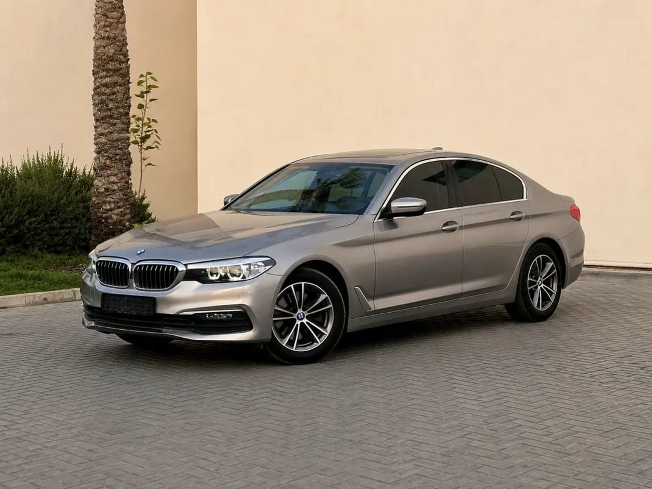 BMW 520i 520i Exclusive | GCC Specs | Low Mileage