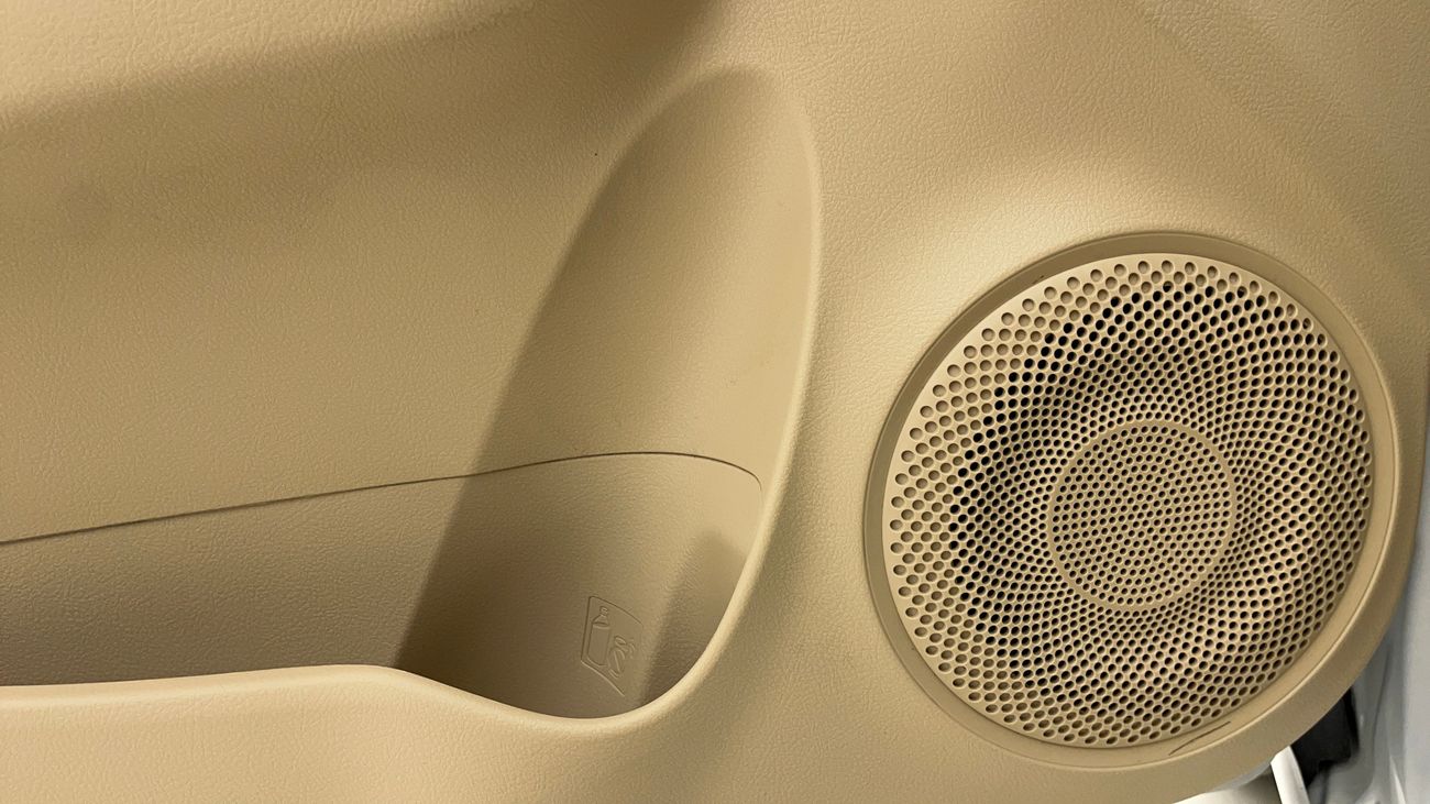 تويوتا يارس SE/E 1.5 | بدون دفعة مقدمة | اختبار قيادة مجاني للمنزل