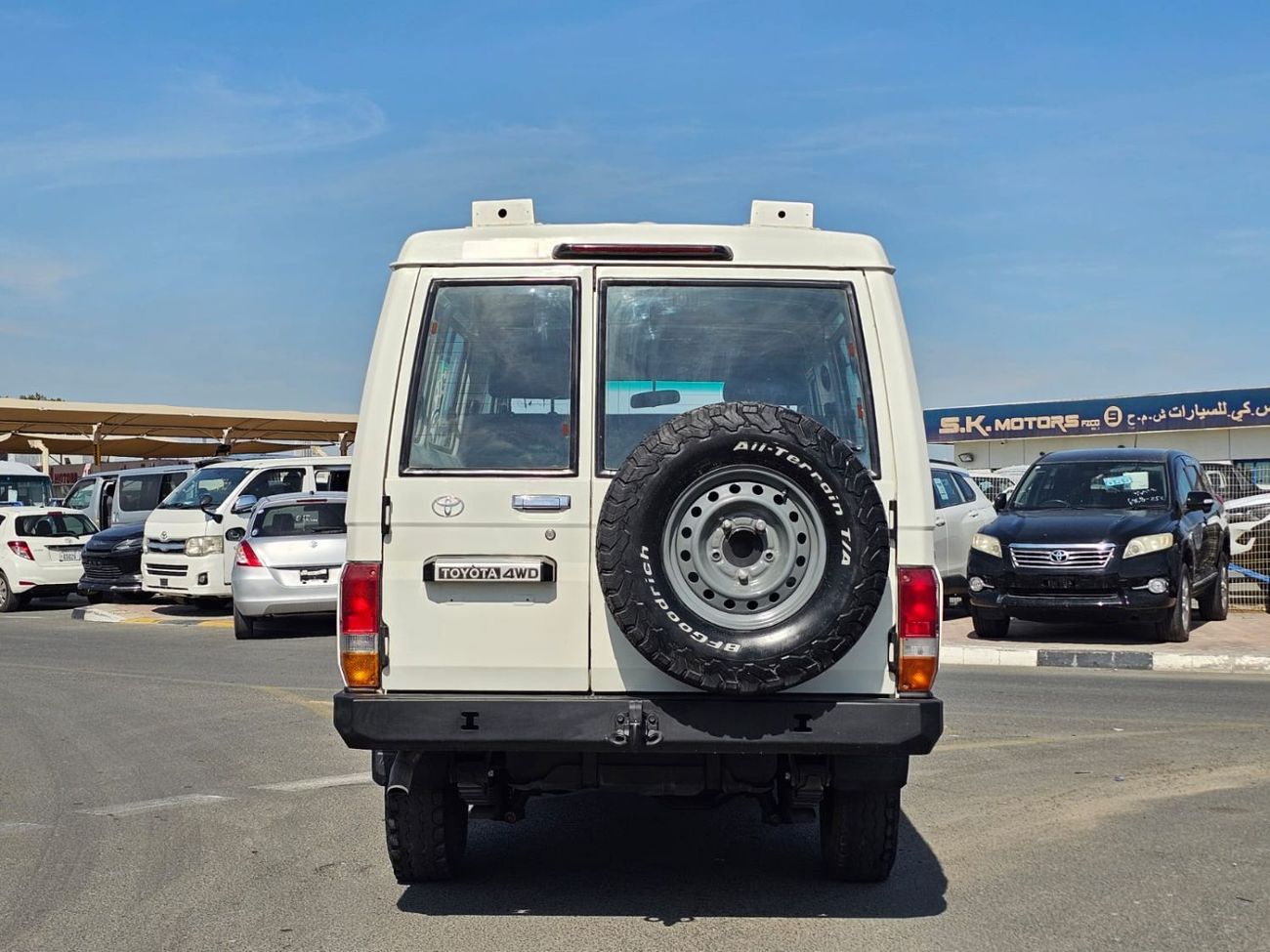 Toyota Land Cruiser 70 LANDCRUISER LC78/ 4.2L DIESEL M/T / RIGHT HAND/ TROOP CARRIER / EXPORT ONLY