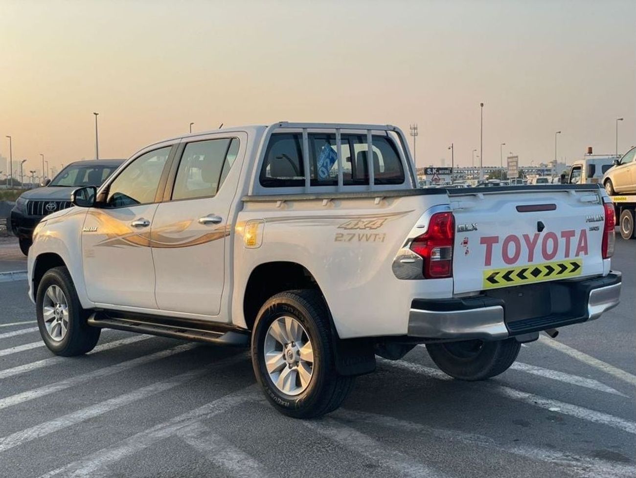 تويوتا هيلوكس 2017 Toyota Hilux GLX 2.7L V4 - AWD 4x4 - Full Option SR5 Edition Rear CAM / AC - Rims With Side Ste