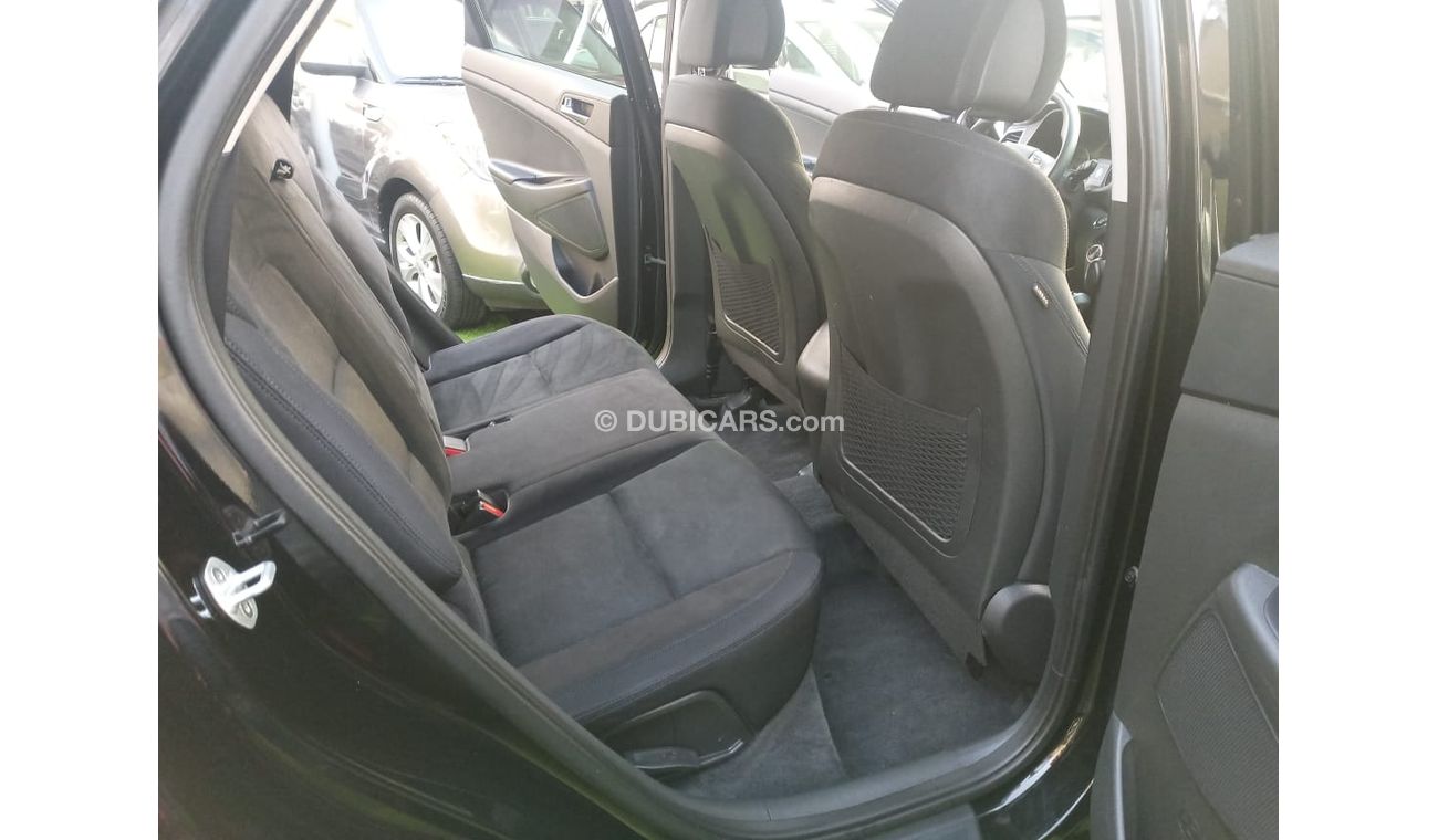 هيونداي توسون 1600 سى سى تربوموديل 2016 بصمة مثبت سرعة تحكم رنجات حساسات بحالة ممتازة