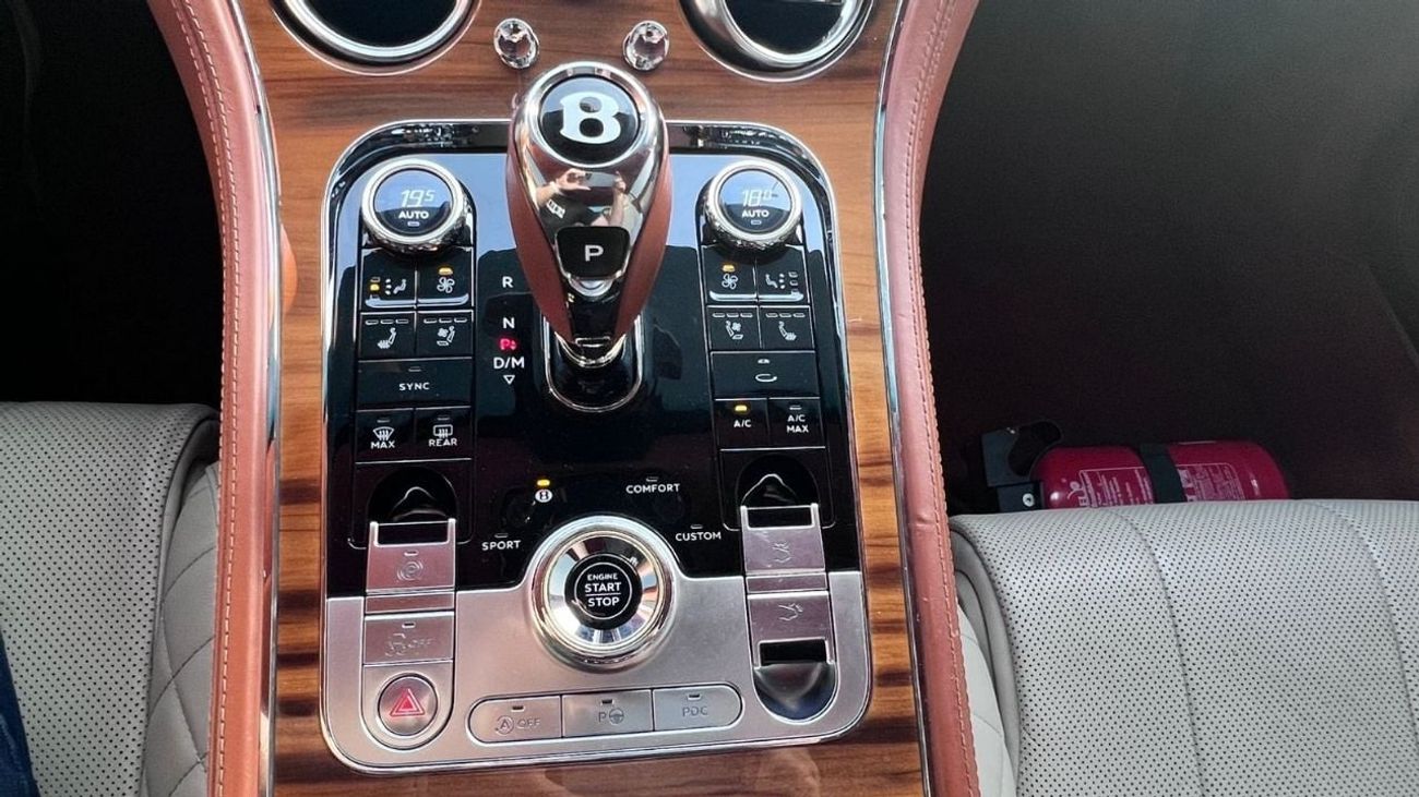 Bentley Continental GT BENTLEY CONTINENTAL GT 2019 | GCC | PREMIUM BICOLOR INTERIOR | AVAILABLE ON ZERO DOWN PAYMENT