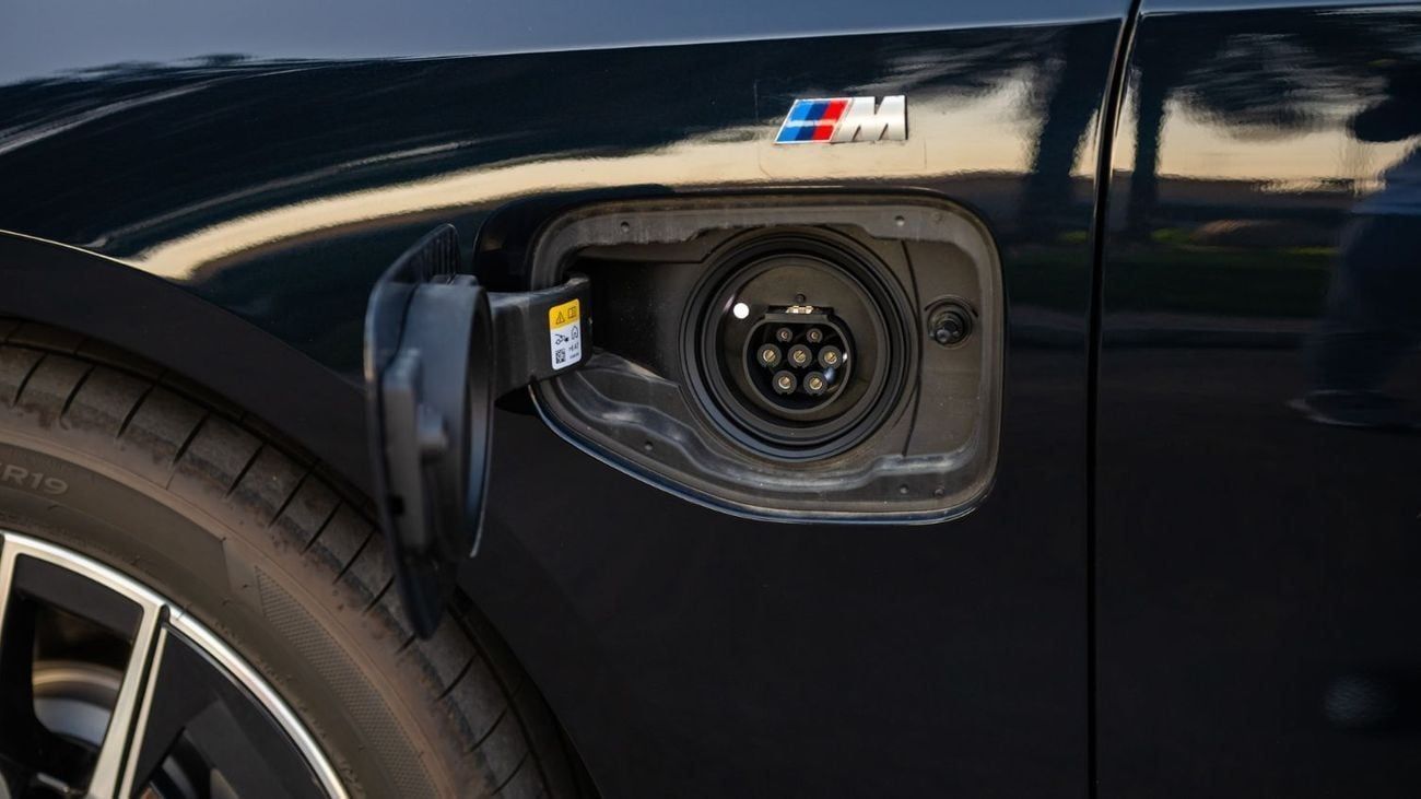 بي أم دبليو i5 2025 | BMW I5 EDRIVE 35L M SPORT PACK [ EXPORT ONLY ]