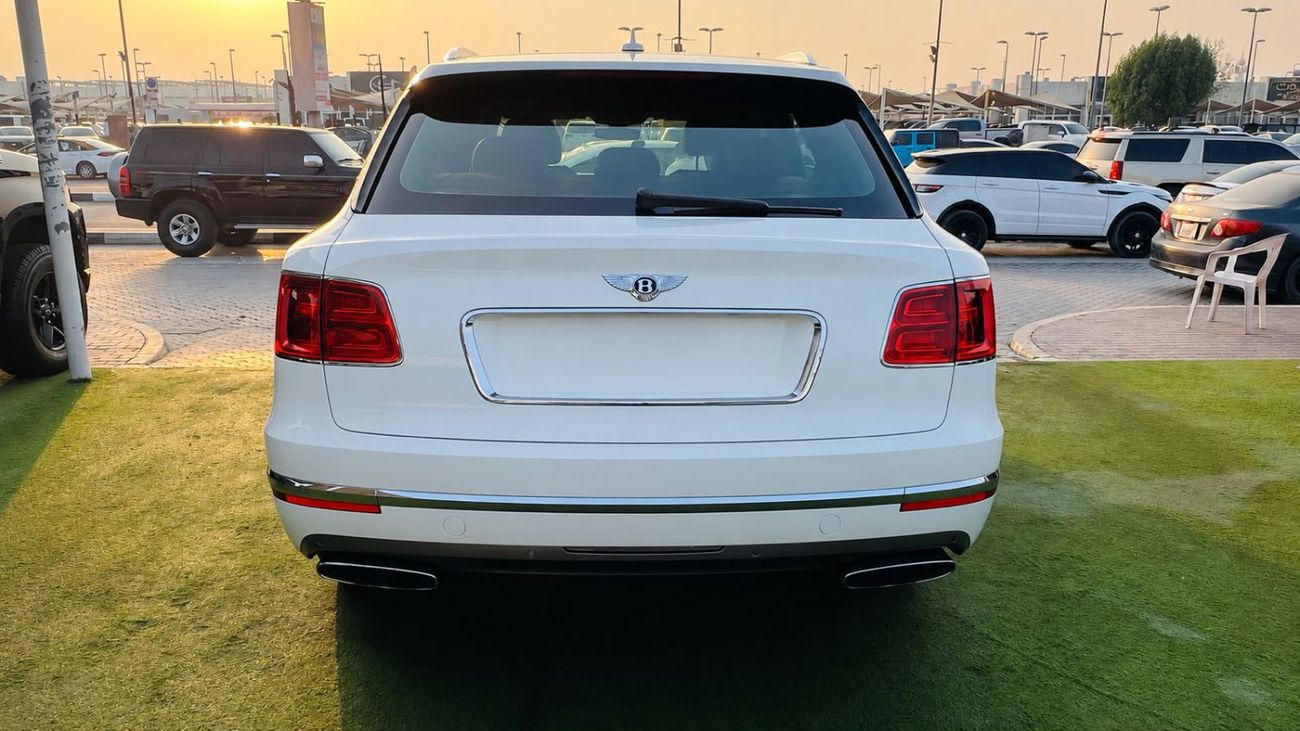 بنتلي بينتايجا FIRST EDITION .2017.ENGINE 6.0L /V12