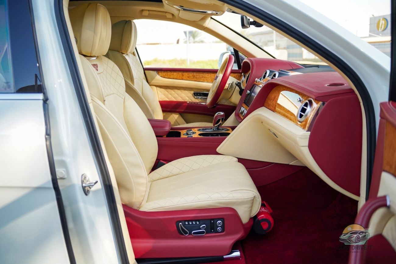 Bentley Bentayga Bentley Bentayga W12 First Edition